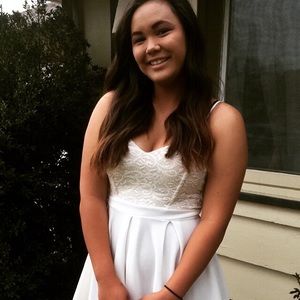 Meet your Posher, Amya