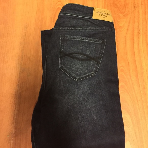 A&F jeans - Picture 4 of 4
