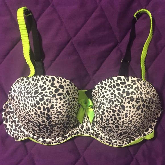 Victoria's Secret 💋 Very Sexy Balconet Bra 💋 - Picture 1 of 4