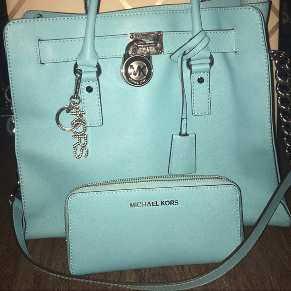 Michael Kors Handbags - Michael Kors Large Aqua Hamilton set