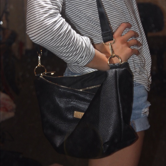 BCBG Handbag - Picture 4 of 4