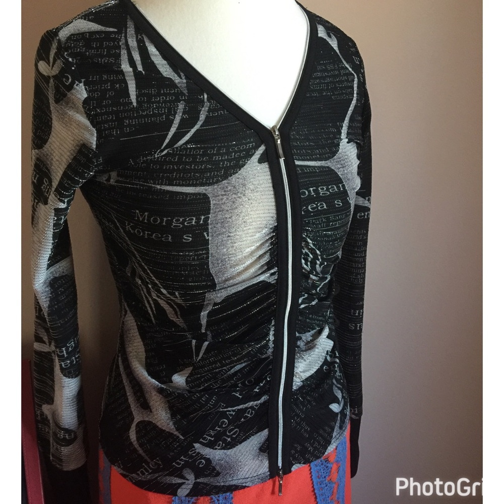 Sexy funky black and white printed top