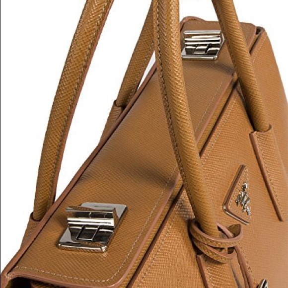 SOLD - Picture 2 of 4