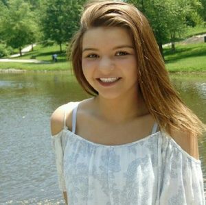 Meet your Posher, Madison