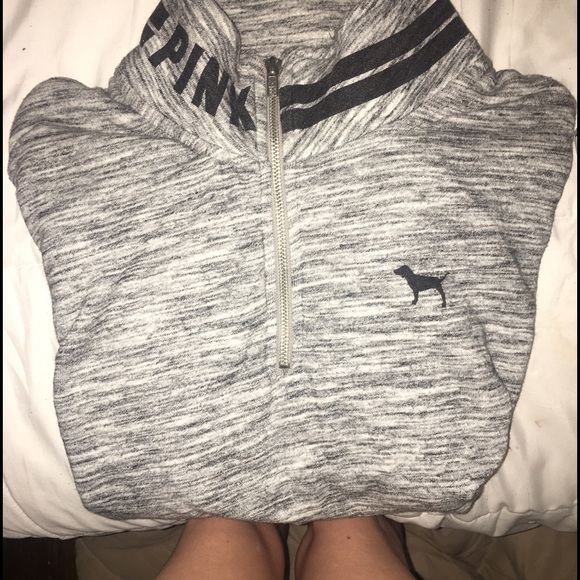 PINK Quarter Zip Grey Size Small