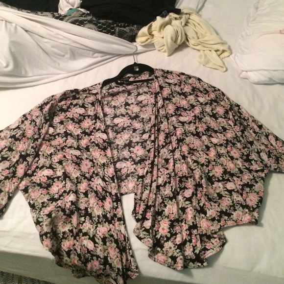 Floral kimono