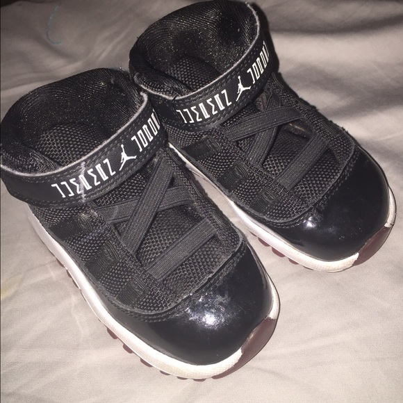 Jordan Bred 11s 6C no box