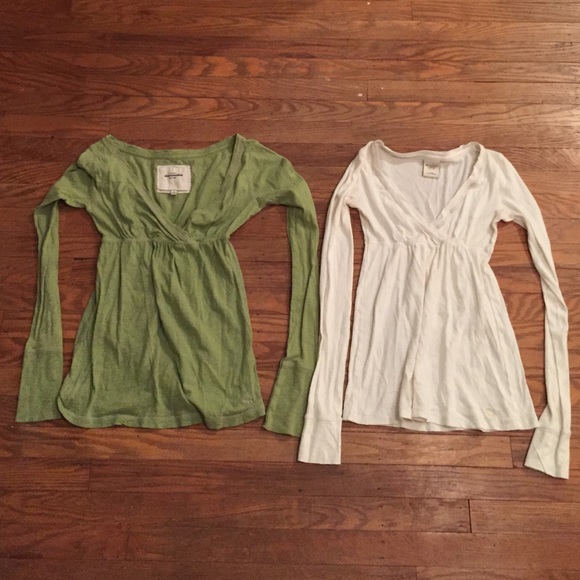 v neck abercrombie long sleeve bundle
