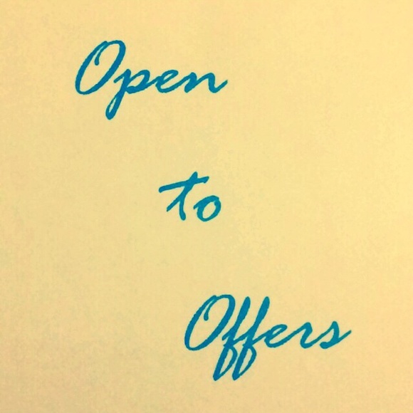 🌸 Open to Offers!
