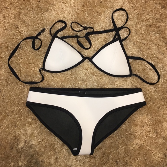 Triangl brand Swimwear Set (white - xs)