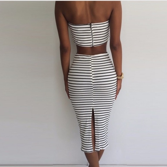 Two piece basic - Picture 2 of 2