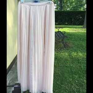 URBAN OUTFITTERS SKIRT