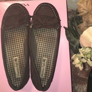 Brown American Eagle Flats