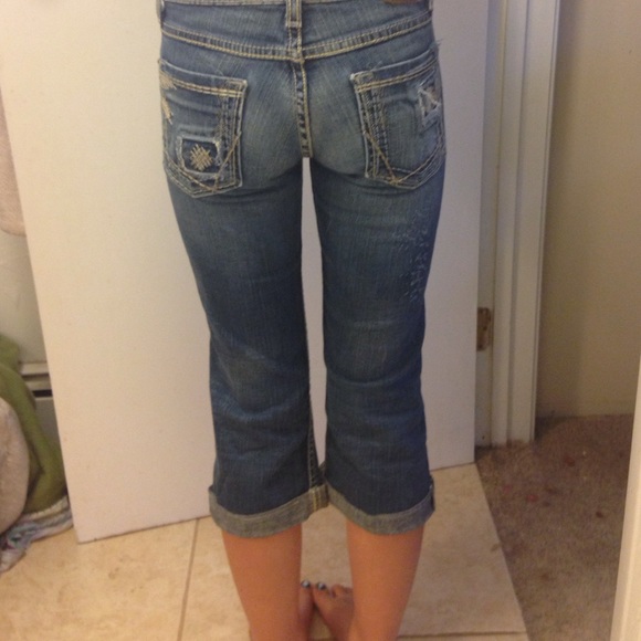 BKE Stella hemmed capris