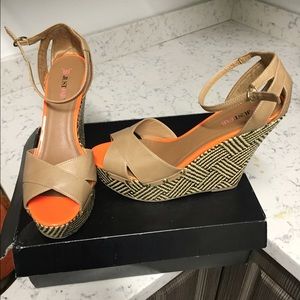 🎉$5 off today only! 🎉Wedge sandals