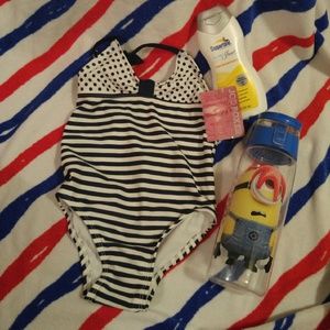 Toddler swimming suit size 3T