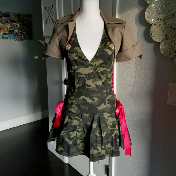 Leg Avenue Halloween costume