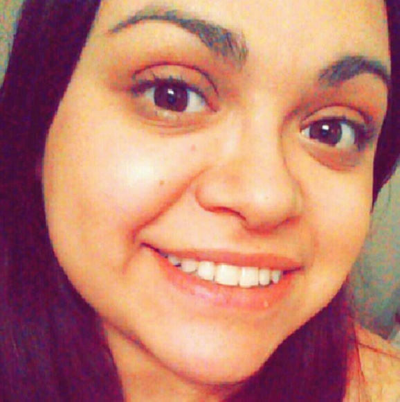 Meet your Posher, Shartae