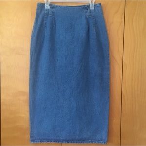 Vintage denim jean skirt w/ snaps down split