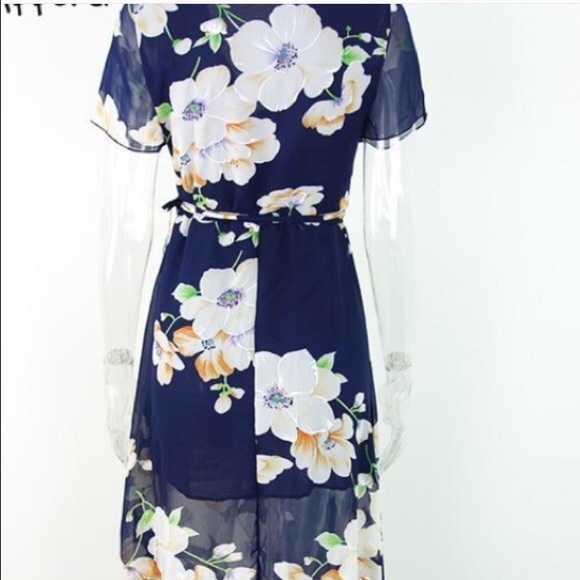 LAST ONE SALE 🆕 Stunning blue maxi  wrap dress💙 - Picture 4 of 4