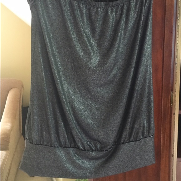 Party Top - Picture 3 of 3