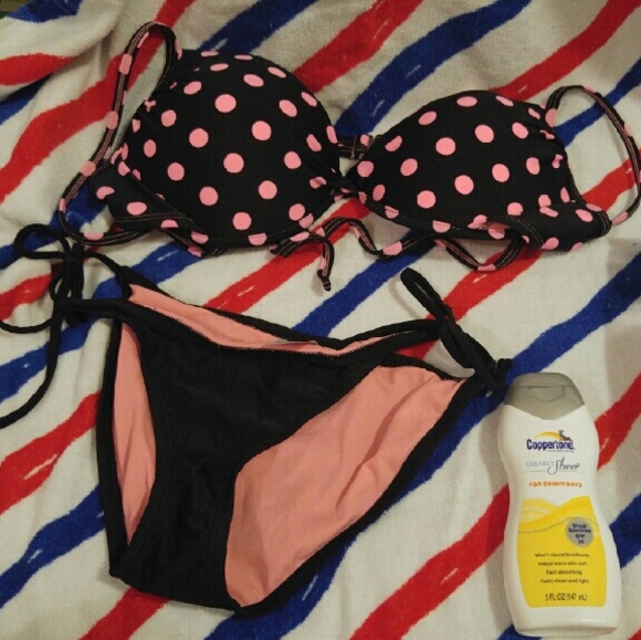 Black and pink polka dot bikini