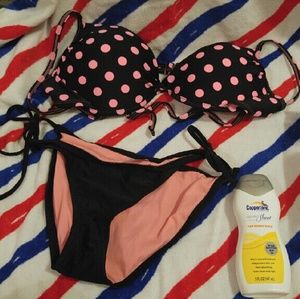 Black and pink polka dot bikini