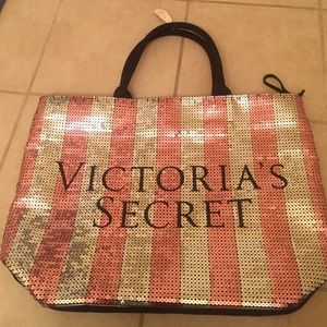 Victoria's Secret tote