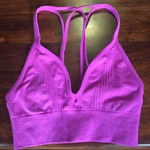 Lululemon Seamless plunge bra 4