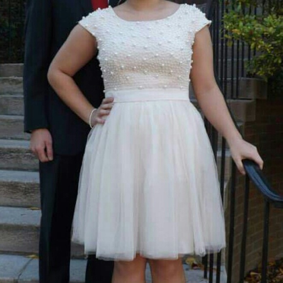 Pearl Short Prom/Formal/Fancy Dress