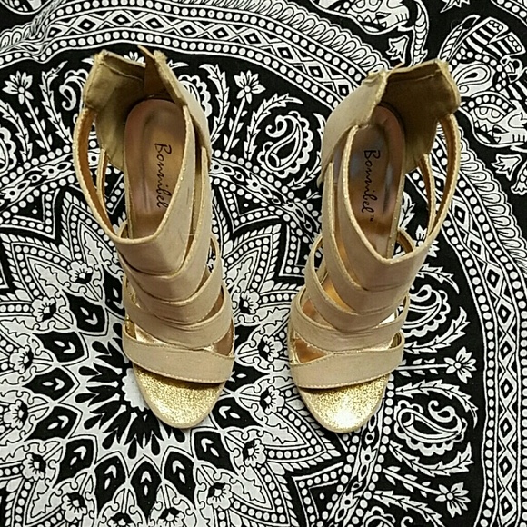 Gorgeous Heels - Picture 3 of 4