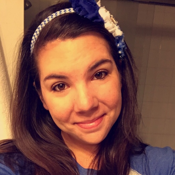 Meet your Posher, Taylor - Picture 1 of 1