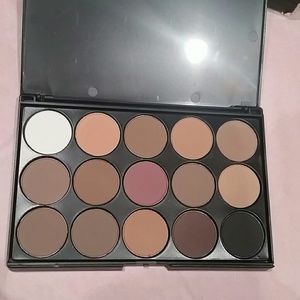 Brown and Mauve Shadow Pallette