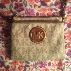 Michael Kors cross body purse