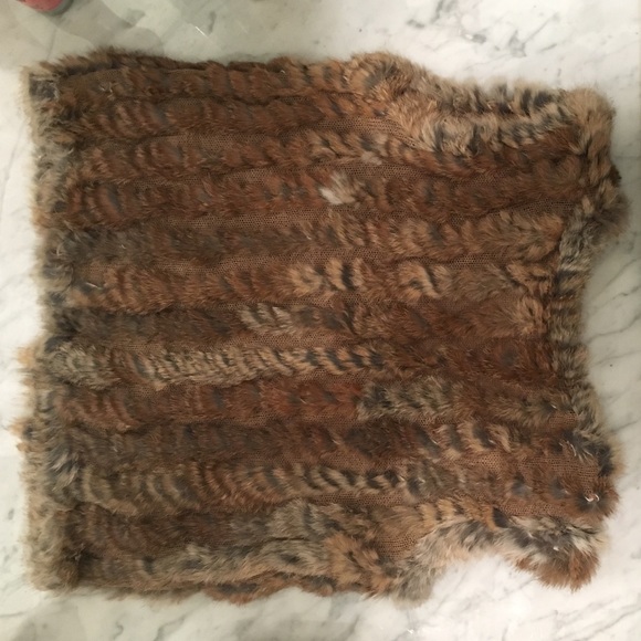 Authentic Rabbit Fur Vest - Picture 2 of 2
