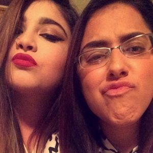 Meet your Posher, Debra