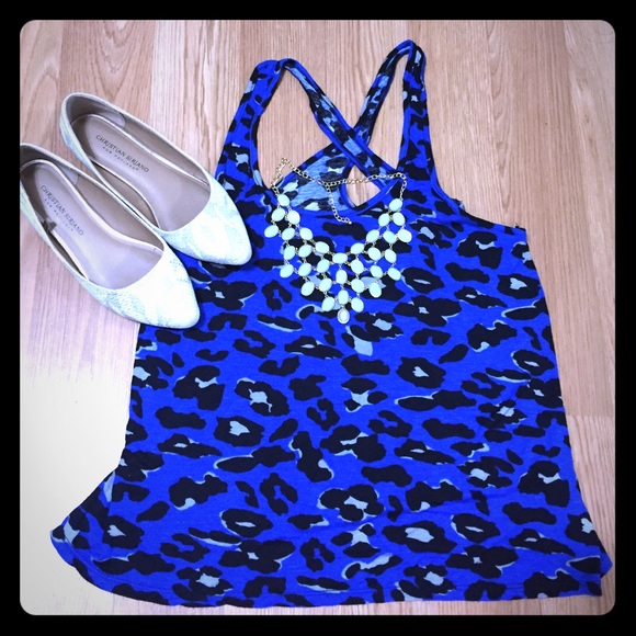 Cheetah/ Leopard Blue Flowy top💕
