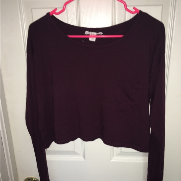 Crop top - Picture 2 of 3