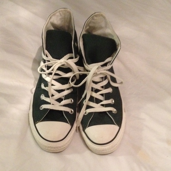 Green high top converse