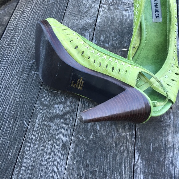 Steve Madden Sandal - Picture 4 of 4