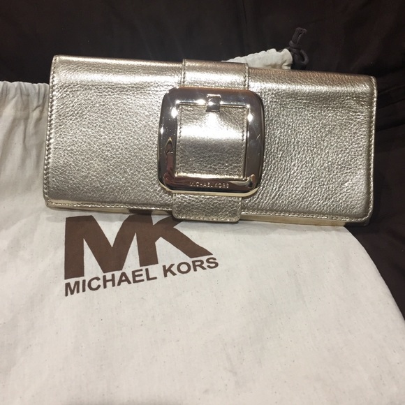 Michael Kors  clutch - Picture 1 of 3