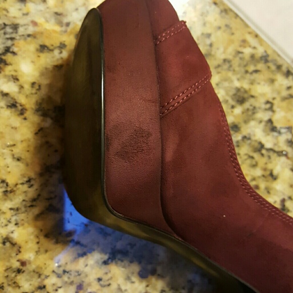 Burgundy stylish pump heel - Picture 4 of 4