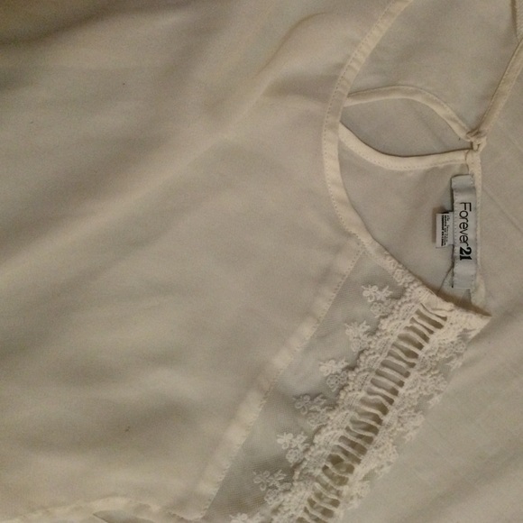 Chiffon Lace Sleeve Top - Picture 2 of 2