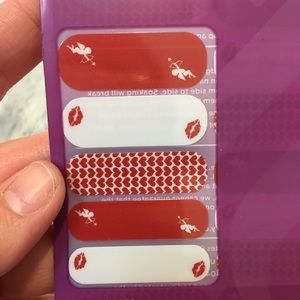 Jamberry Love Potion nail wraps