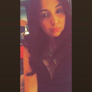 Meet your Posher, Leanna