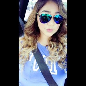 Meet your Posher, Karla