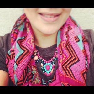 Stella & Dot Frida necklace Like NWOB Retired