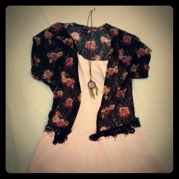 🔴SOLD🔴 Pink dress with Lace Cutouts on the side