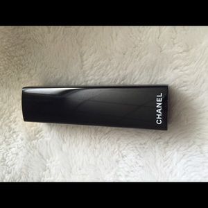 CHANEL ROUGE ALLURE LIPSTICK 132 swath few times