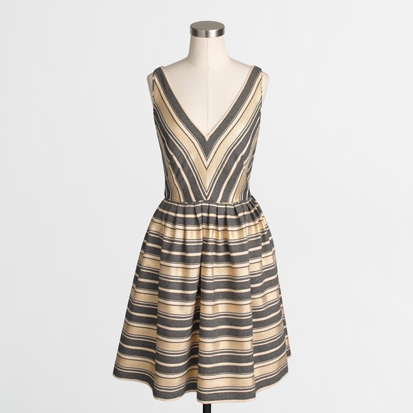 NWT J Crew Factory Petite V-Neck Flare Dress - Picture 1 of 4